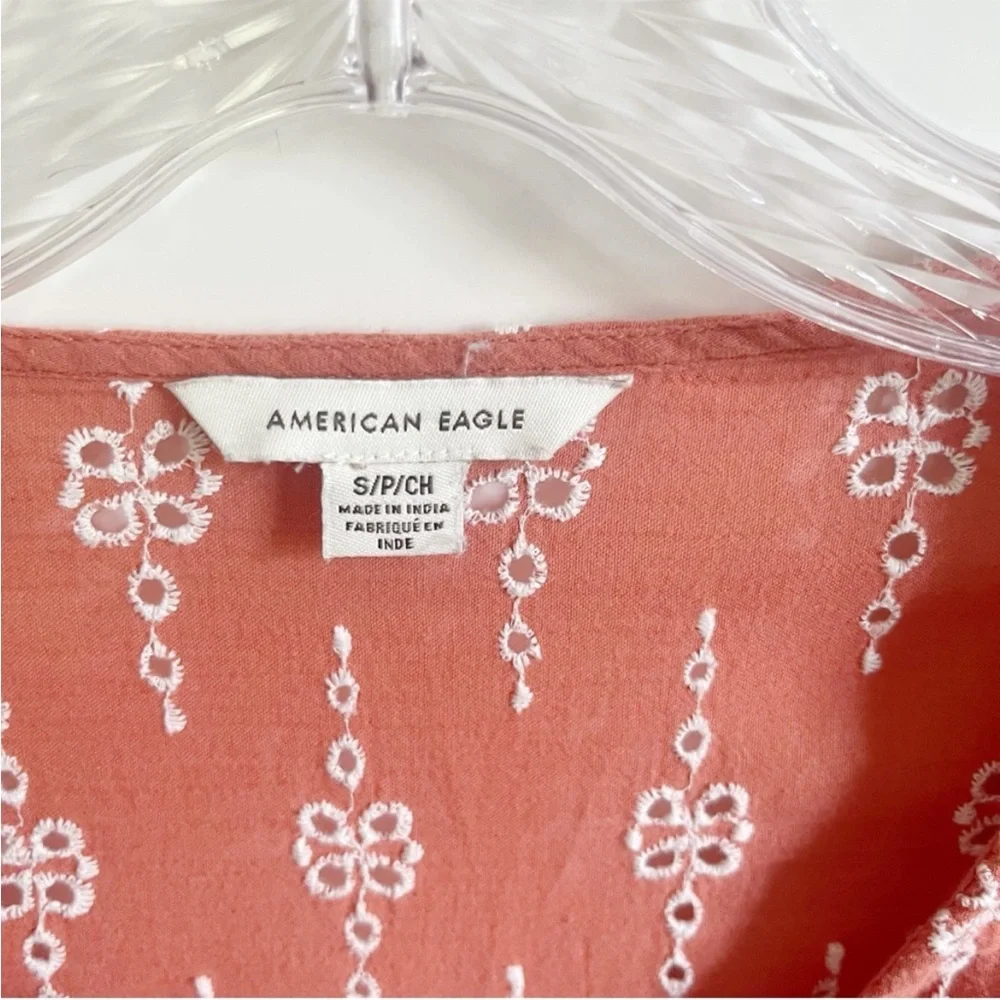 American Eagle blouse dusty red embroidered boho peasant oversized crochet - Picture 8 of 9